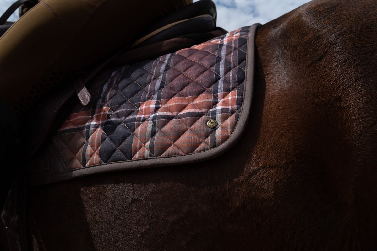 16C Heritage Check GP Zadeldek
